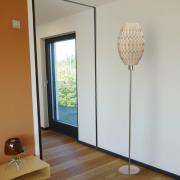 Tagwerk Golvlampa Fraktal Olive av biomaterial, linen