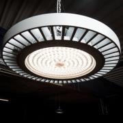 LTS LED-spotlight till hallen FLC 840 pendellins 66° 106W