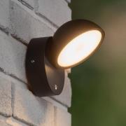 Lucide Finn LED-vägglampa, svart, IP54, dag/natt-sensor