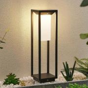 Lucande LED-solcellslampa Eliel, höjd 50 cm, svart