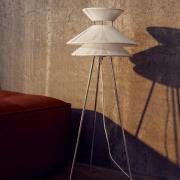 FRANDSEN Golvlampa Kiku, metall, linne, vit, höjd 90 cm