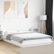 vidaXL Sängram med LEDs vit 135x190 cm konstruerat trä
