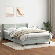 vidaXL Ramsäng med madrass ljusgrå 140x220 cm sammet