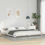 vidaXL Sängram Vit 200 x 200 cm Massiv furu