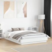 vidaXL Sängram vit 140x190 cm konstruerat trä