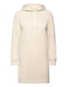 GANT Reg Tonal Shield Dress Kräm