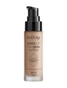 IsaDora Wake Up The Glow Foundation