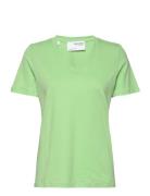 Selected Femme Slfessential Ss V-Neck Tee Noos Grön