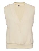 Gina Tricot Love Vest Rosa