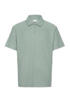 Selected Homme Slhrelax-Plisse Half Zip Ss Polo Ex Grön