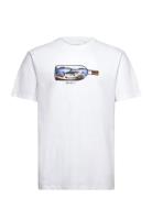 Clean Cut Copenhagen Shark T-Shirt Vit