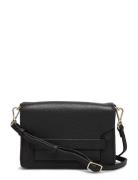 Markberg Vanyambg Crossbody Bag, Grain Svart