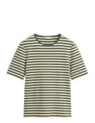 GANT Slim Striped 1X1 Ribbed Ss T-Shirt Grön