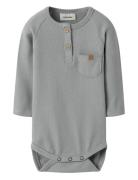 Lil'Atelier Nbmluno Ls Slim Body Lil Grå