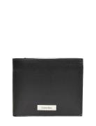 Calvin Klein Plaque Billfold W/ Coin Beige