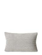 Form & Refine Aymara Cushion Grå