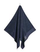 GANT Embroidery Towel 70X140 Marinblå