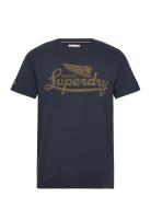 Superdry Heritage Brand Relaxed Tee Marinblå