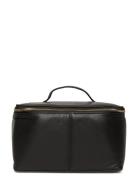 DEPECHE Washbag Svart