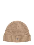 GANT Unisex. Shield Wool Beanie Beige
