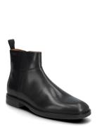 VAGABOND Andrew Svart