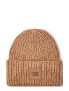 UGG Chunky Rib Beanie Brun