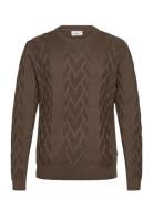 Lindbergh Cable O-Neck Knit Brun