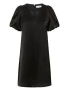 Part Two Ulvapw Dr Svart